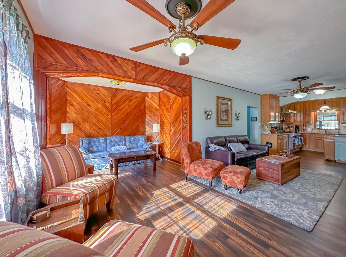 Groups-Hot Tub -Pool- Private-4 Baths Villa Tallahassee Eksteriør bilde